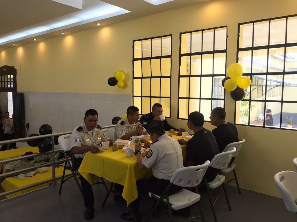 Gobernación confirma cierre de comedores de la Policía Nacional Civil