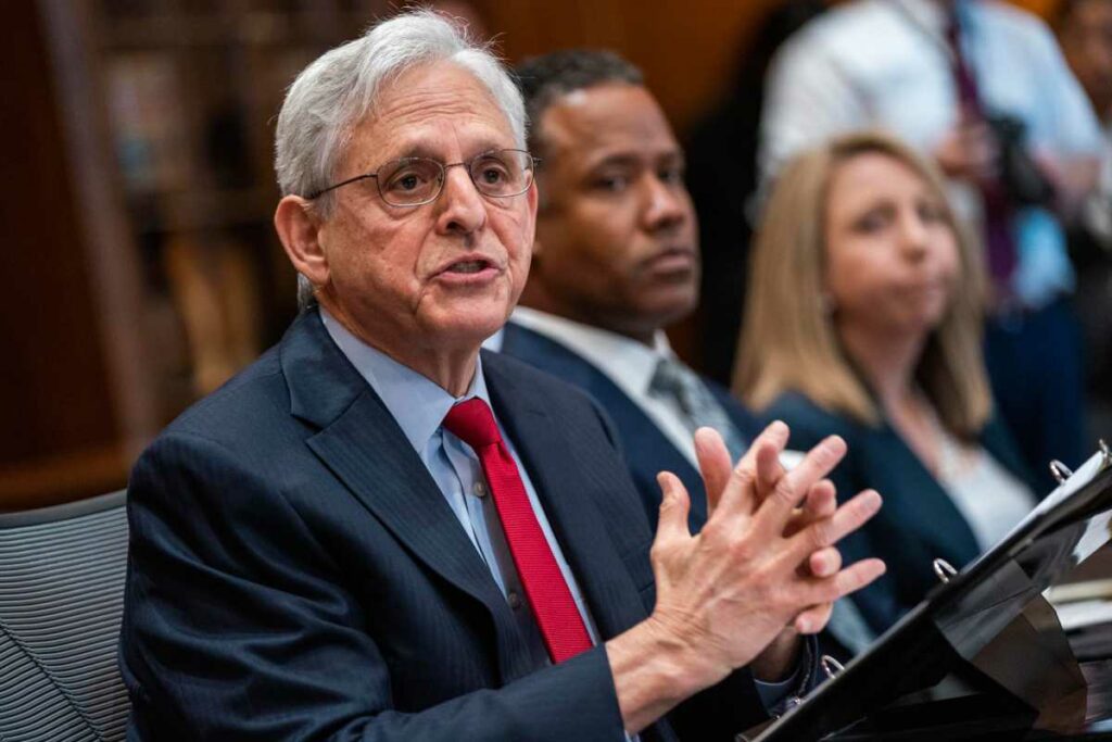 El fiscal general de EE.UU. Merrick Garland, denunció un repunte de amenazas a funcionarios públicos. Foto: AFP