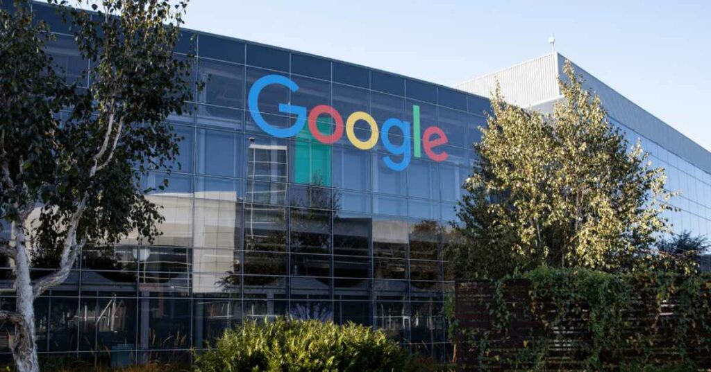 Un ingeniero de software chino fue detenido por robar tecnología de inteligencia artificial (IA) de Google. Foto: AFP