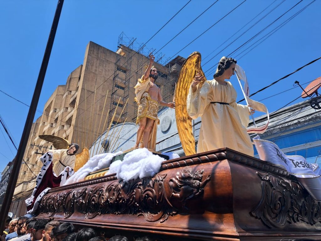 Jesús Resucitado Templo El Calvario. Fotos: Marielos Fuentes.