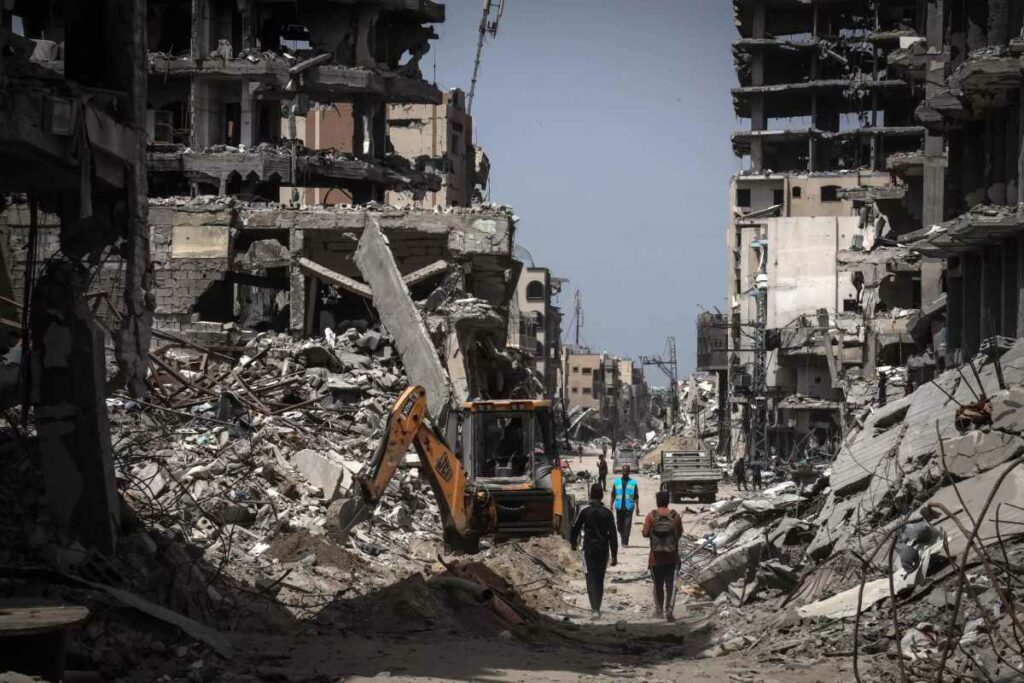 Israel anunció que emprendió una “acción ofensiva” en el sur de Líbano, donde bombardeó posiciones del movimiento chiita proiraní Hezbolá. Foto: AFP