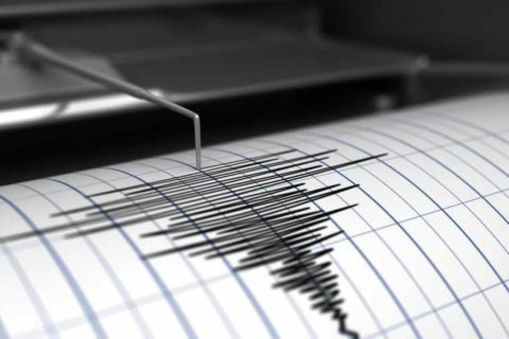 Cuando el reloj marcaba las 19:09 horas de este 8 de mayo de 2024, se registró un sismo en las costas del pacífico guatemalteco. Foto de Archivo
