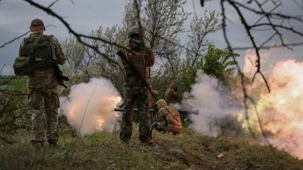 Ucrania anunció que su ejército estaba batallando ferozmente cerca de Chasiv Yar, una localidad estratégica. Foto: AFP