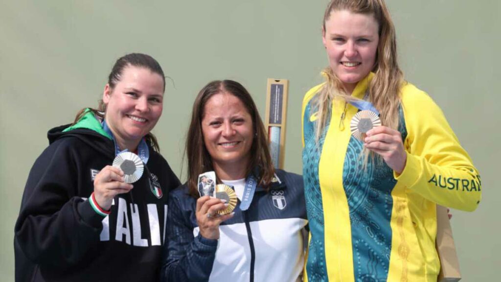 La tiradora Adriana Ruano quiso dedicar su histórica medalla de oro, el primer título de Guatemala en Juegos Olímpicos, a su padre fallecido en 2021.