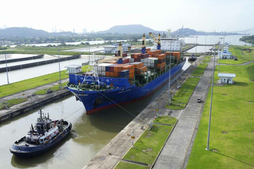 El canal de Panamá cumple 110 años de operación y son muchas las curiosidades y anécdotas relacionadas con la colosal vía interoceánica