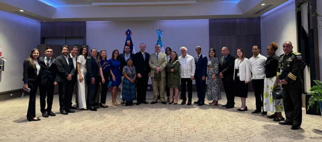 Tanto Guatemala como República Dominicana buscan expandir lazos comerciales y de cooperación.