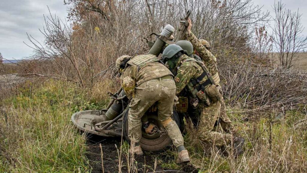 Rusia envió más tropas y armas para frenar la incursión ucraniana iniciada hace cuatro días en la región de Kursk.