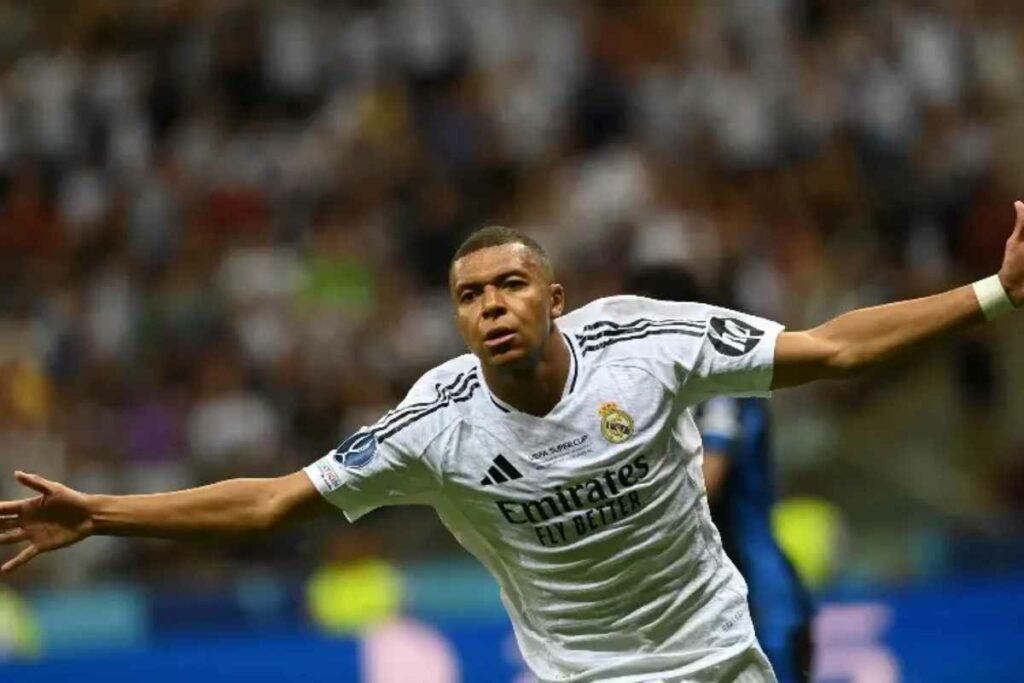 El técnico del Real Madrid, Carlo Ancelotti, vaticinó “un día muy bonito” para el delantero Kylian Mbappé en su debut ante la afición 'merengue'