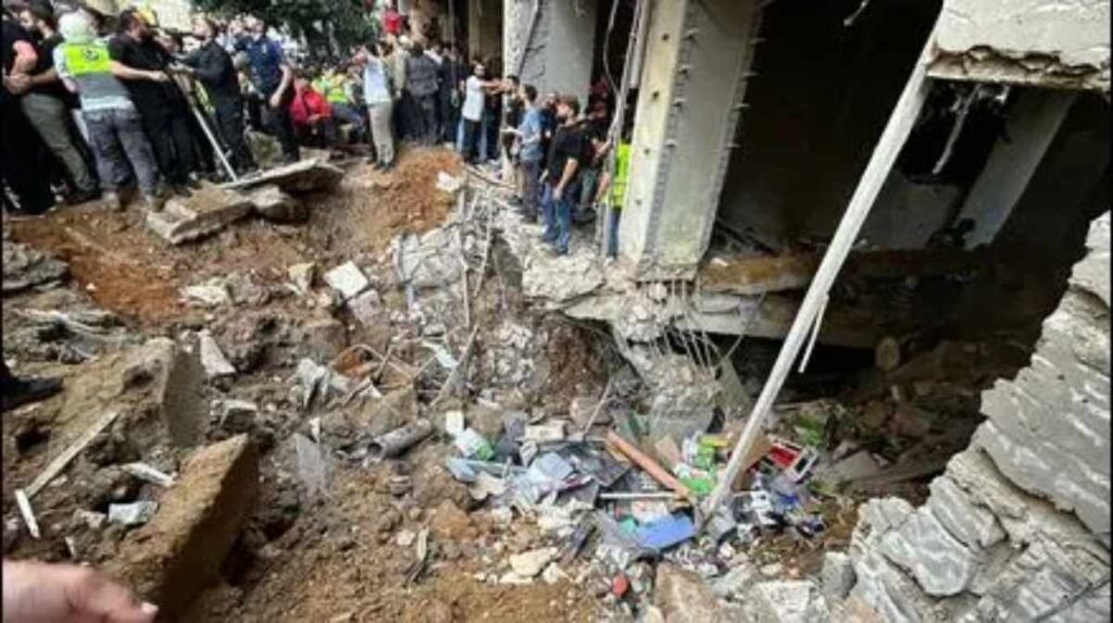 Hezbolá anunció que un segundo mando había muerto en el bombardeo israelí de la víspera cerca de Beirut, en el que fallecieron más de 30 personas.