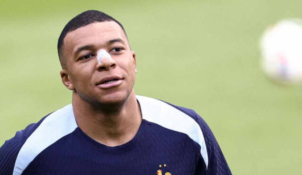 El Francia-Italia no representa “una revancha” para Kylian Mbappé después de una Eurocopa fallida para él en el plano individual, aseguró.