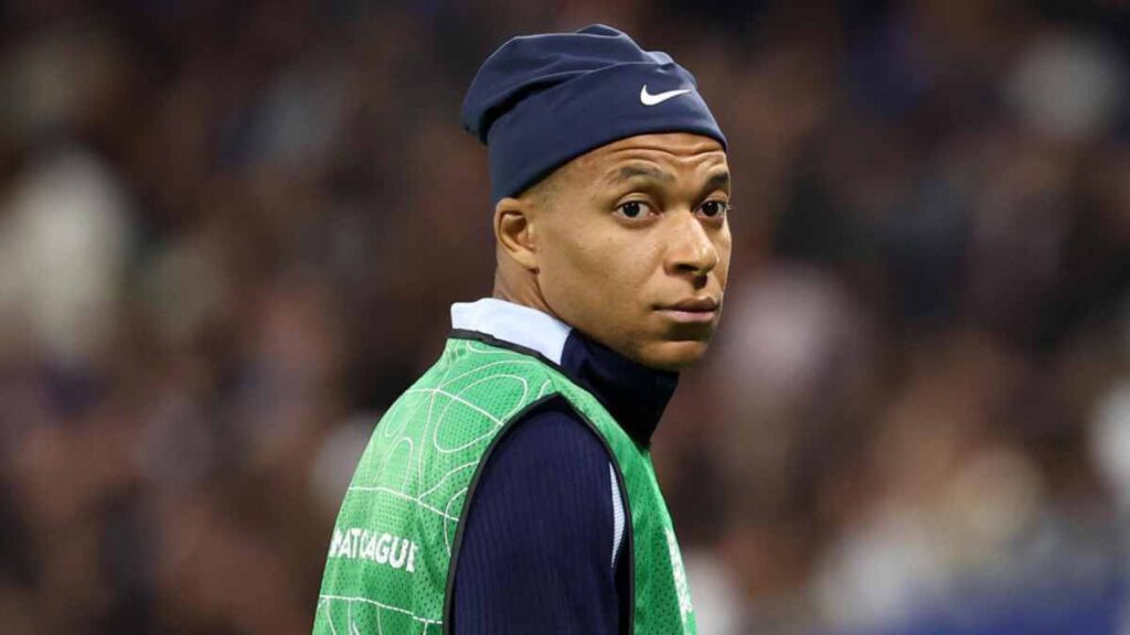 Kylian Mbappé rechazó la mediación con el París Saint-Germain (PSG) propuesta por la Liga de Fútbol Profesional de Francia (LFP).