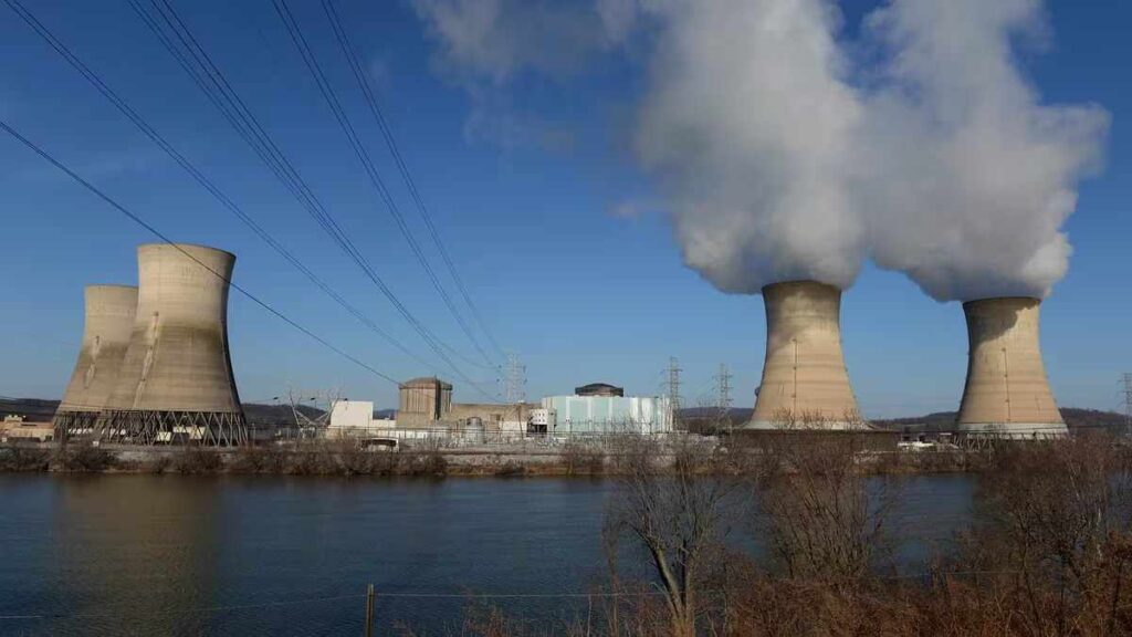 El grupo energético estadounidense Constellation anunció la reactivación de una unidad nuclear en Three Mile Island, Pensilvania.
