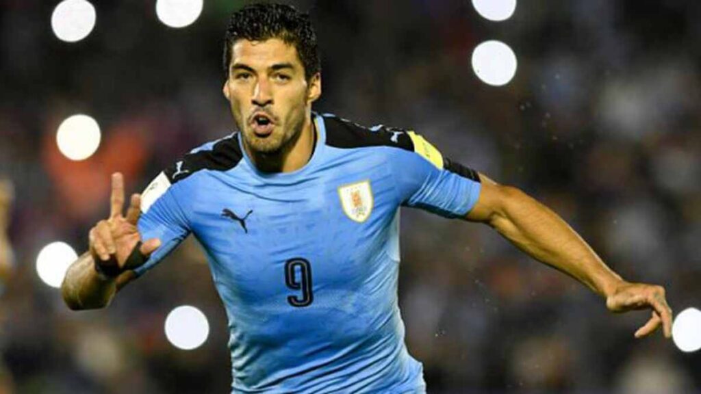 Uruguay despide a su ídolo Luis Suárez en el Centenario ante un Paraguay, en la séptima fecha de la clasificatoria al Mundial-2026.