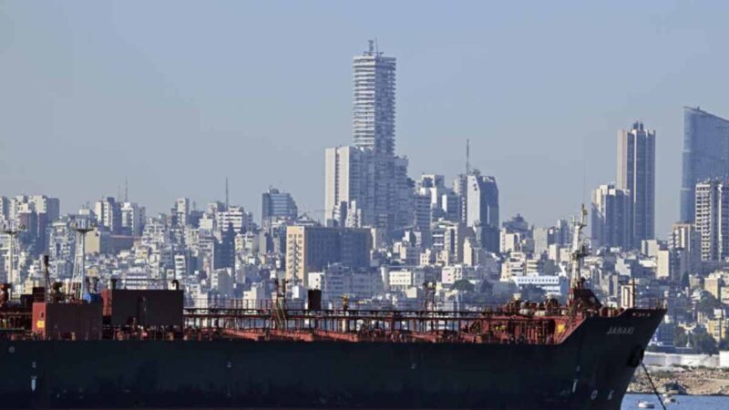 Los precios mundiales de las materias primas caerán el año que viene a su nivel más bajo en cinco años debido a la enorme sobreoferta de petróleo.