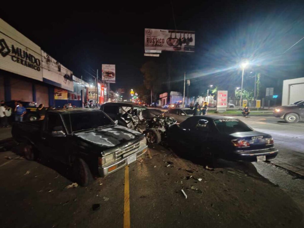 El accidente de transito se registró en el kilómetro 167, de la carretera CA10, que conduce al departamento de Chiquimula.