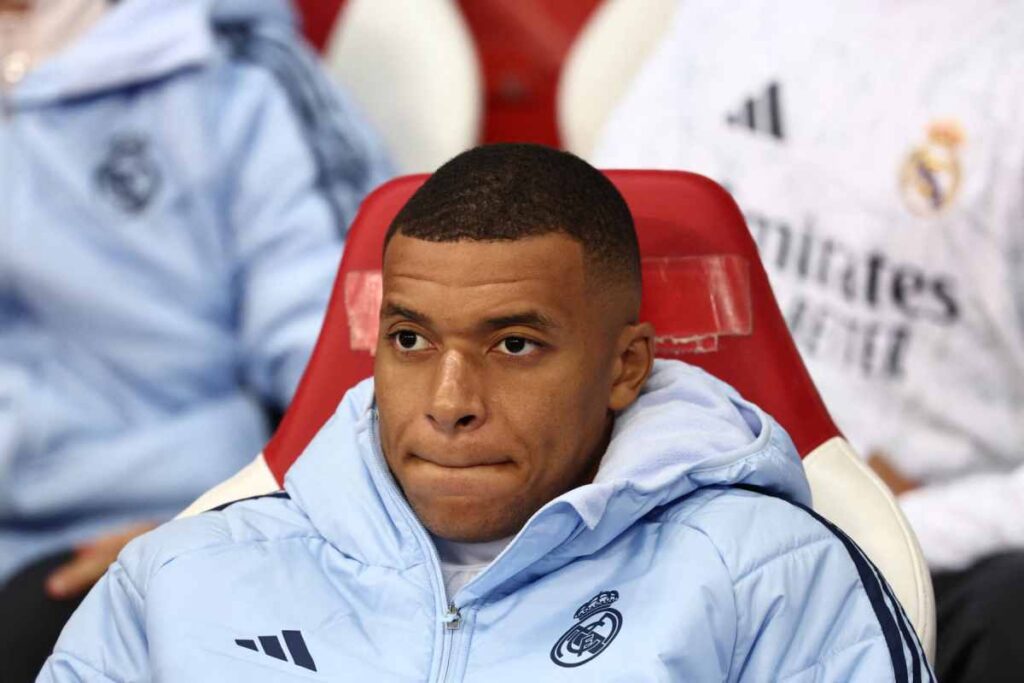 Calma en plena tempestad: el Real Madrid se muestra sereno tras la tormenta mediática desatada al conocerse que la fiscalía sueca investiga a Kylian Mbappé.