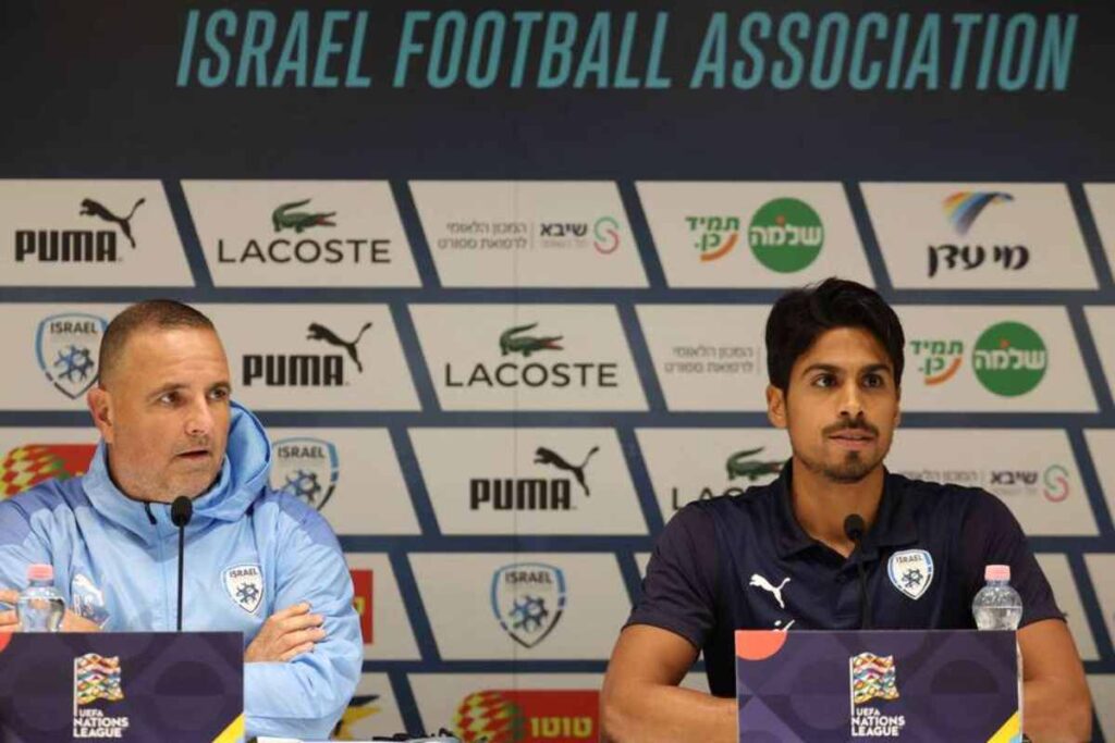 “Es muy difícil" jugar al fútbol mientras su país está en guerra, señaló el capitán de la selección israelí, Dor Peretz, el día antes de jugar contra Francia.