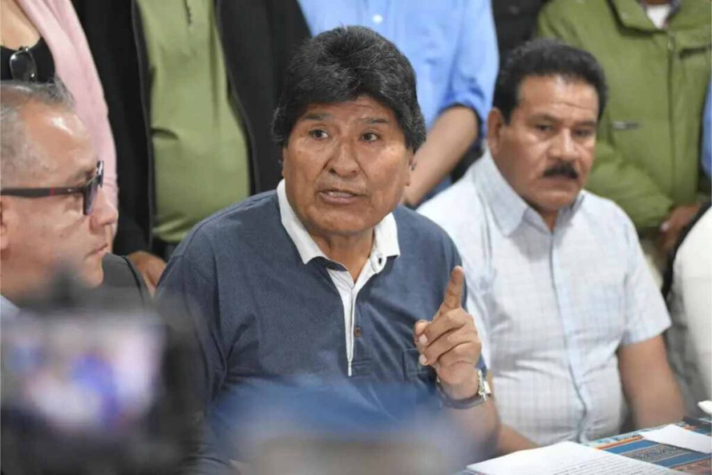 El expresidente de Bolivia Evo Morales rehusó comparecer ante la fiscal que lo investiga por el presunto abuso de una menor durante su mandato.
