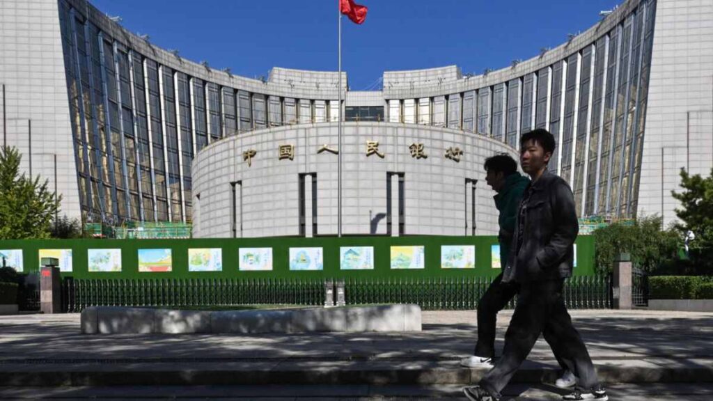 China debe hacer más para reforzar su demanda interna, en particular impulsando a empresas y familias a gastar sus ahorros.