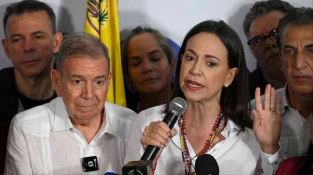 Ella en la clandestinidad, él en el exilio. María Corina Machado y Edmundo González Urrutia, son estandartes de la golpeada oposición en Venezuela.