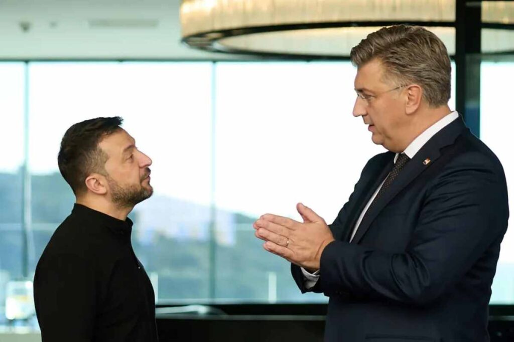 El presidente ucraniano, Volodimir Zelenski, firmó con Croacia un acuerdo de cooperación en temas de defensa y reclamó la unidad europea.