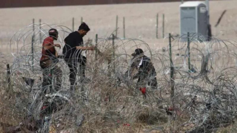 Varios migrantes piden a Donald Trump que abra las puertas de Estados Unidos a quienes solo buscan una vida mejor, y ponga cerrojo a los criminales.