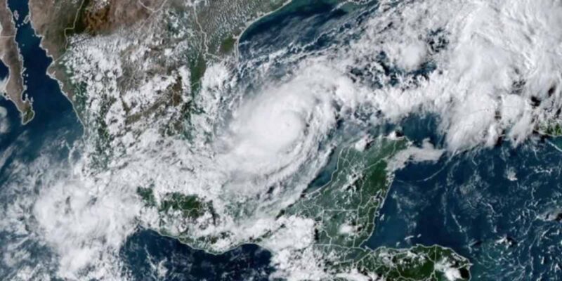 El aumento récord de las temperaturas oceánicas ha elevado la velocidad máxima de los huracanes que pasaron por el Atlántico en 2024.