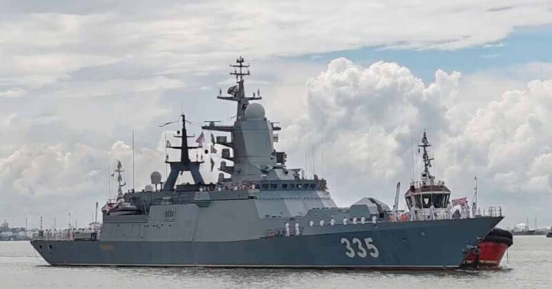 Indonesia y Rusia iniciaron sus primeros ejercicios navales, en momentos que el nuevo presidente del país asiático busca acercarse a Moscú.