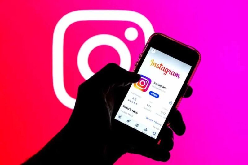 Los tres hombres utilizaron mazos y palancas para asaltar una joyería de lujo en la ciudad de Beverly Hills.