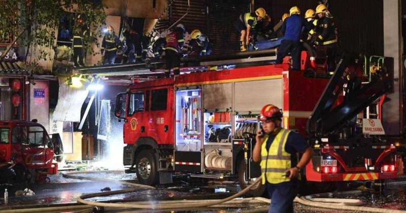 Una persona encargada del hogar de ancianos fue detenida por la policía, indicó el gobierno local
