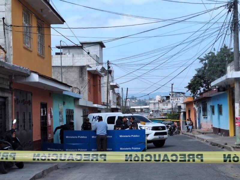 Hombre fallece en ataque armado mientras se conducía motocicleta