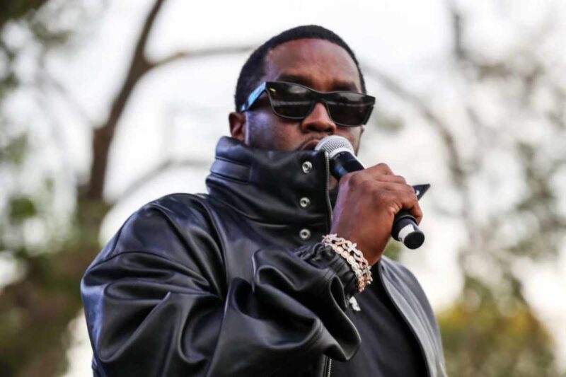 Diddy Combs, de 55 años, está acusado de dirigir una red criminal que obligaba a las víctimas a participar en orgías bajo el efecto de las drogas, las amenazas y la coacción.