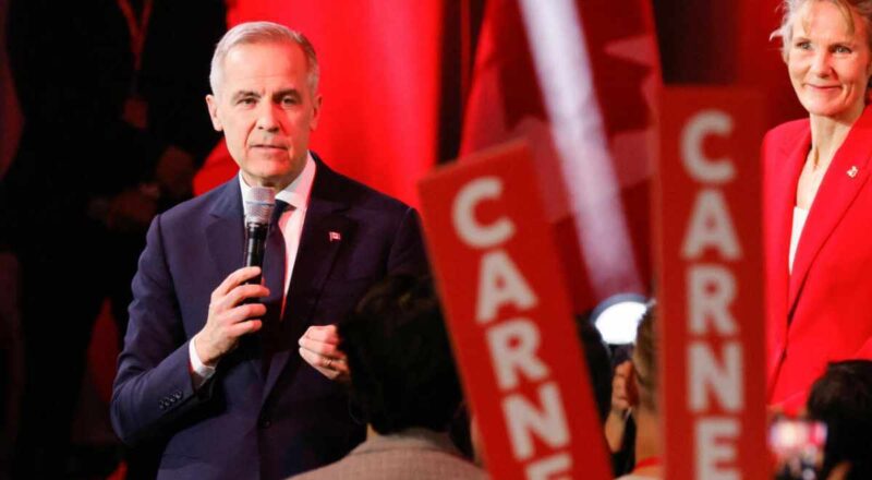 Dos semanas después que el Partido Liberal ganara las elecciones generales, los ministros de Carney asumieron sus funciones en una ceremonia en Ottawa
