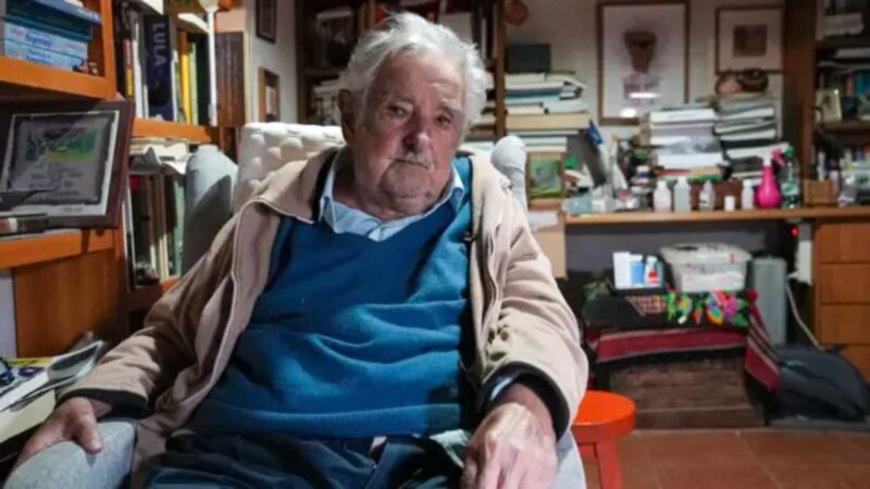 En enero, Mujica reveló que el cáncer se había extendido por su cuerpo y que no haría más tratamientos a sus 89 años.
