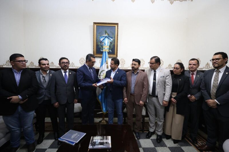 Finanzas entrega proyecto de presupuesto 2026 al Congreso de la República