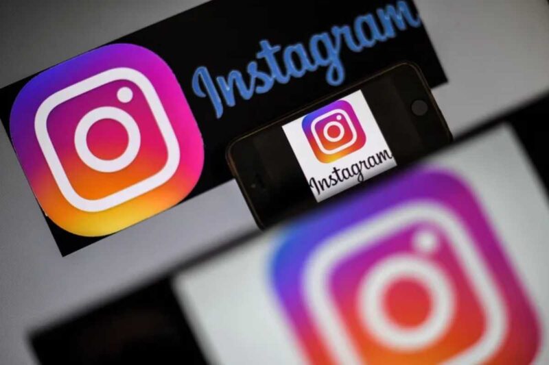 El grupo también dijo que desde 2026 prevé proporcionar dar una opción para restringir las conversaciones que los jóvenes usuarios pueden tener con los asistentes de inteligencia artificial (IA).