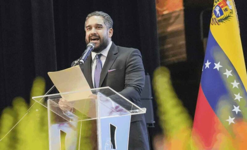 Designan al hijo de Nicolás Maduro para una nueva responsabi
