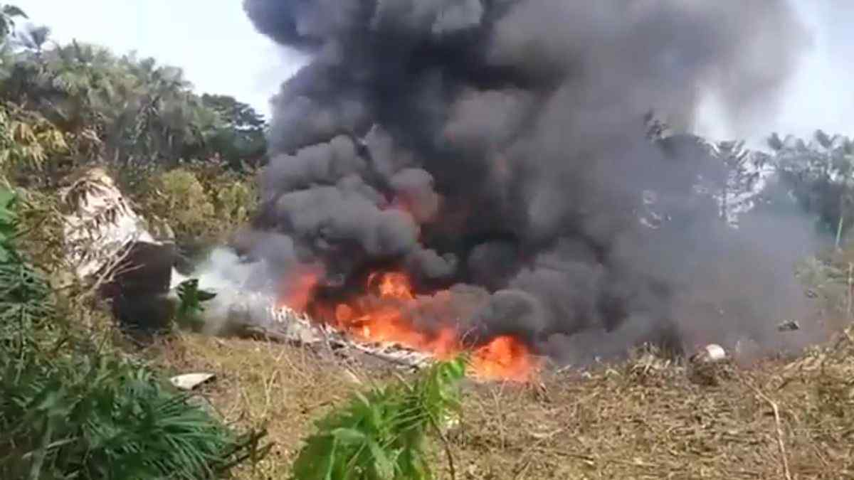 Accidente de avión militar en Colombia deja 48 sobrevivientes de un total de 125 ocupantes