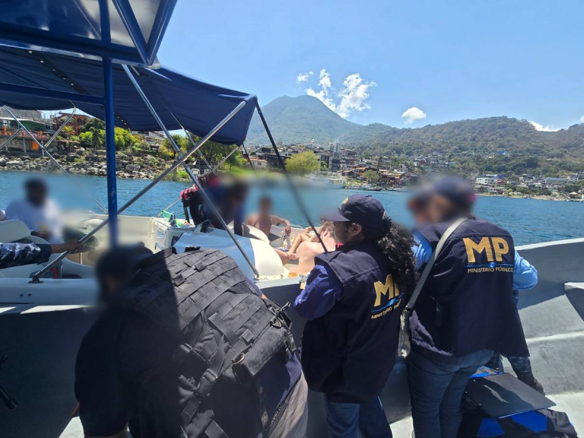 Atitlán: Inspeccionan lanchas para evitar irregularidades durante la Semana Santa
