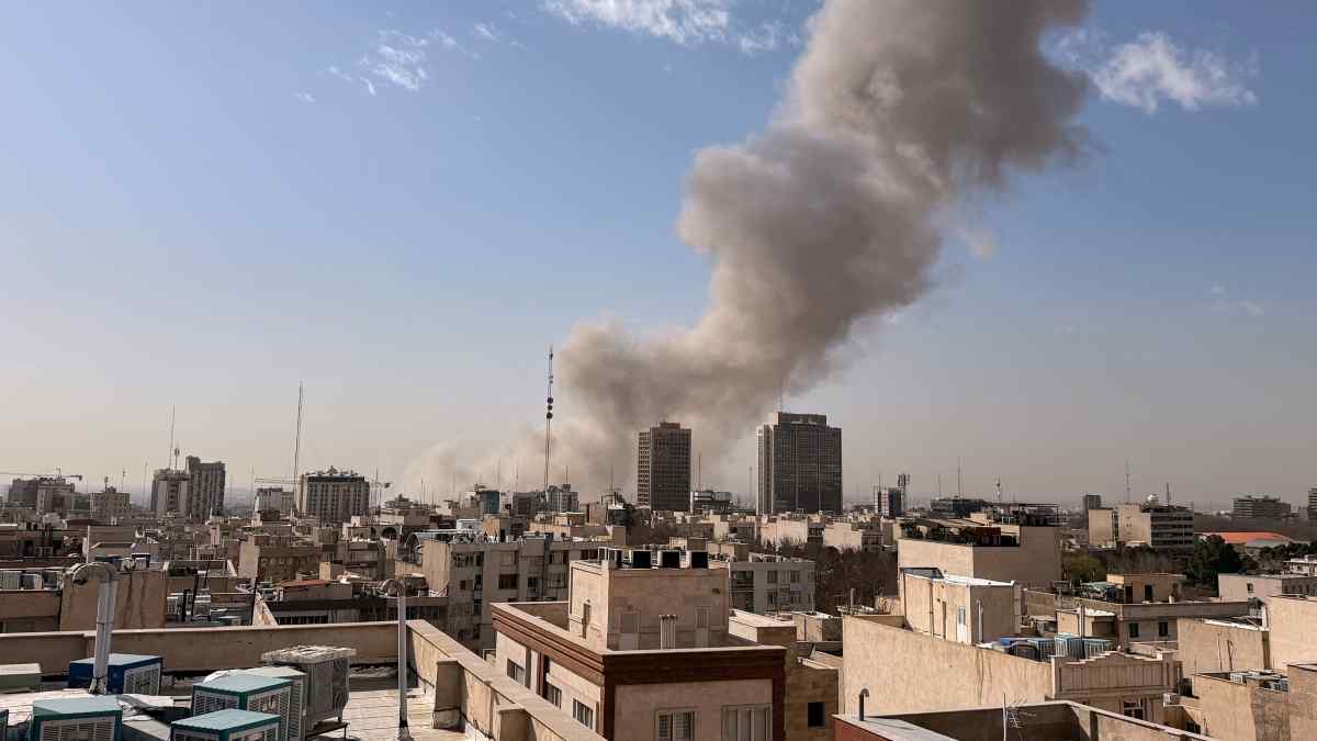 Israel confirma acciones contra instalaciones militares en Irán