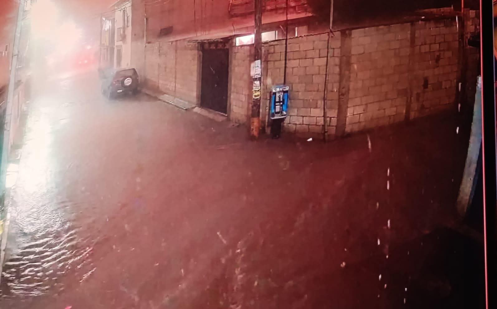 Lluvias dejan sectores inundados en Sacatepéquez, Villa Nueva y San Miguel Petapa