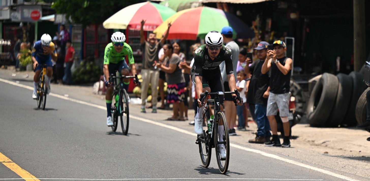 Alta exigencia y recorrido largo en la etapa 4 de la vuelta ciclística