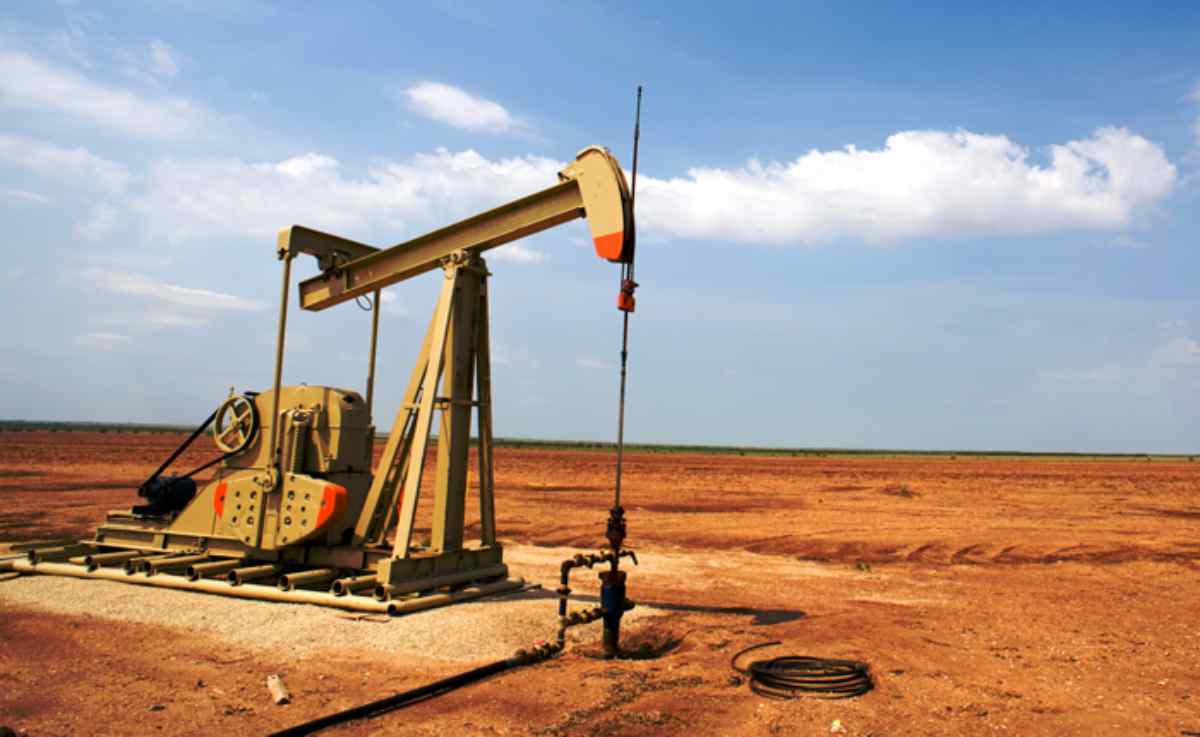 Caída del 8,5 % en el crudo de Texas por posible reanudación de negociaciones