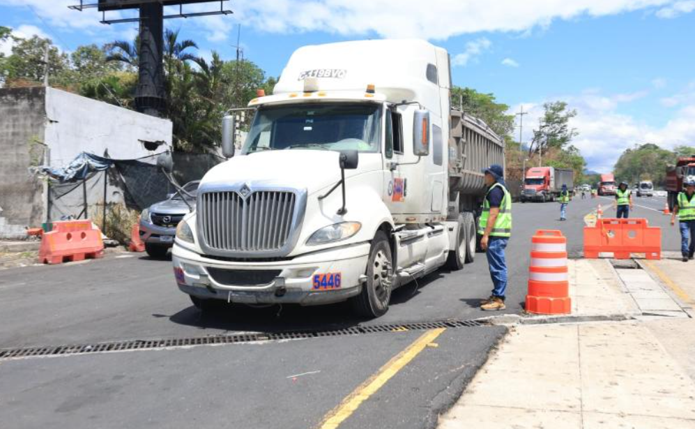 Menos carga pesada en las carreteras: Guatemala prioriza la seguridad vial durante Semana Santa
