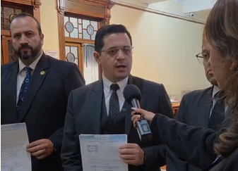 Presidencia recibe nómina de candidatos a Fiscal General