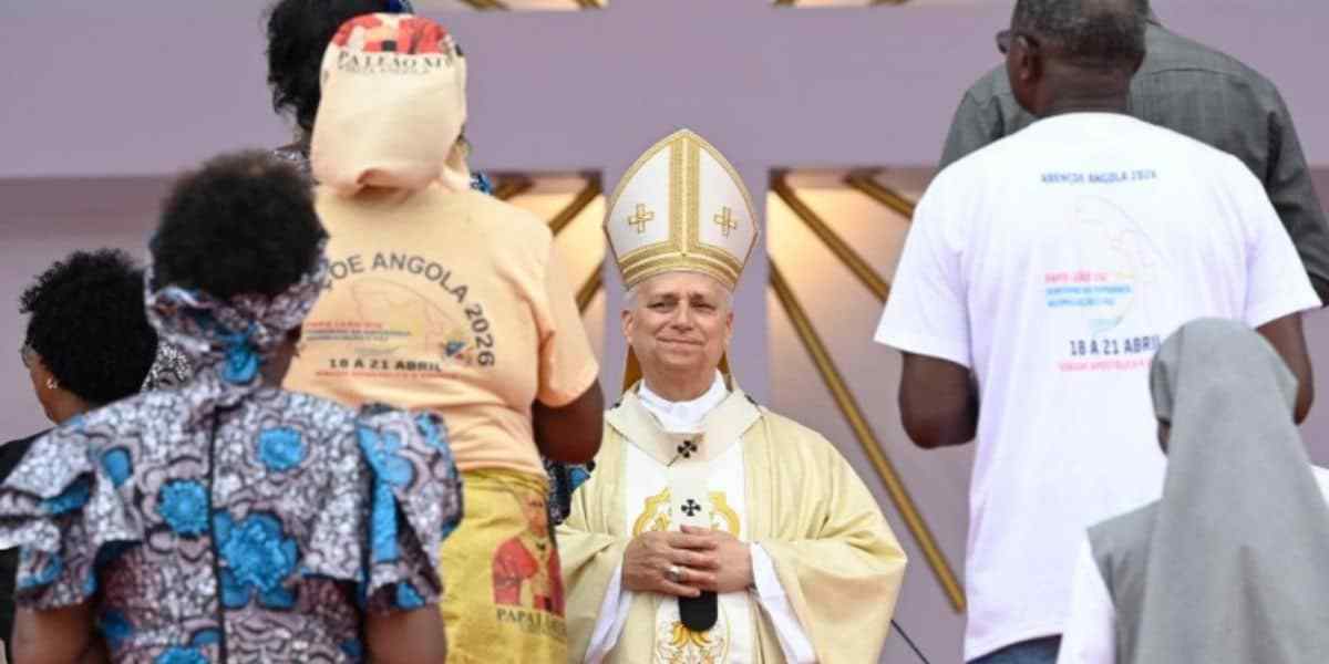 El papa se dirige a la Iglesia en Angola con un mensaje sobre su rol social