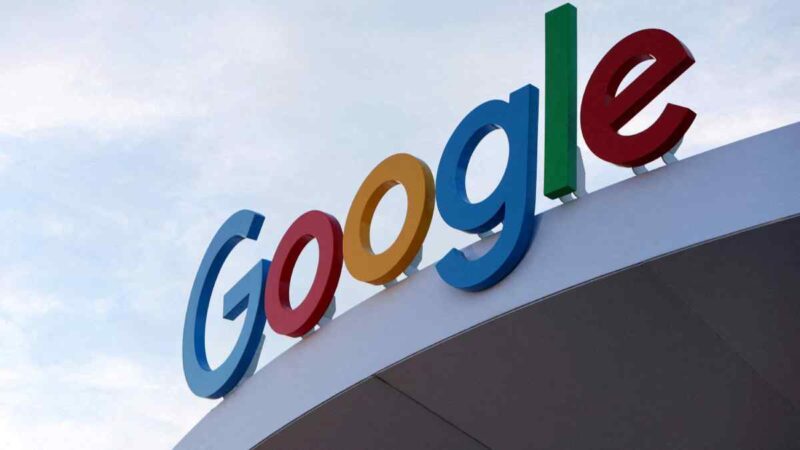 Según indica The Wall Street Journal, el gigante tecnológico dio luz verde al Departamento de Defensa de EE.UU. para operar con su tecnología en secreto