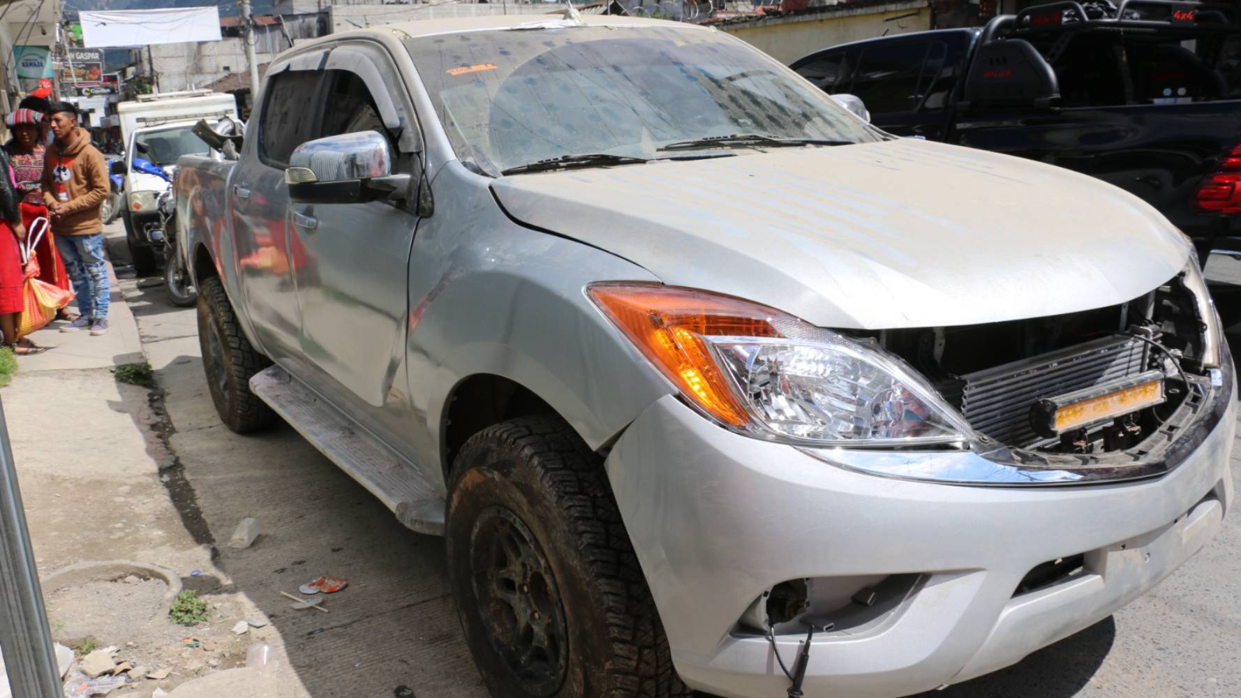 MP recupera vehículo de taller mecánico en Quiché