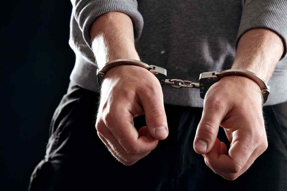 Investigación en Reino Unido deja detenidos de distintas nacionalidades