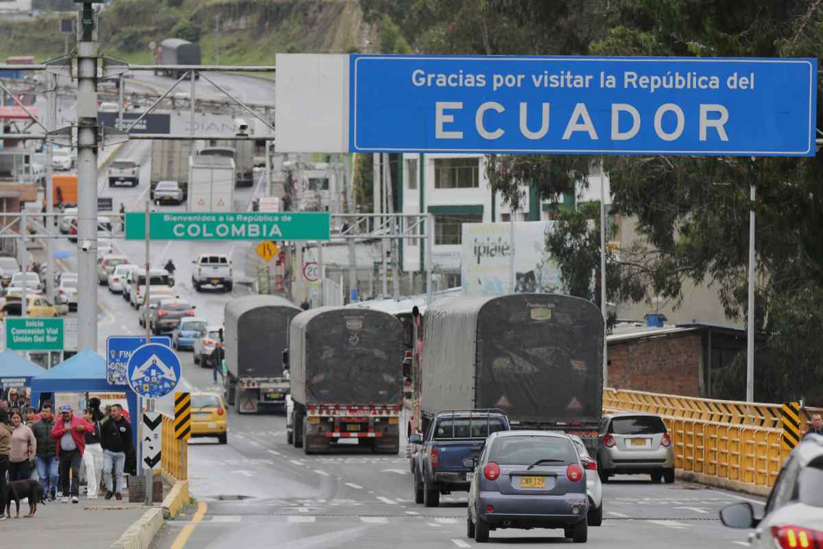 Sector empresarial de Ecuador analiza el impacto de medidas arancelarias vinculadas a Colombia